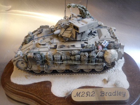 M2A2 Bradley..